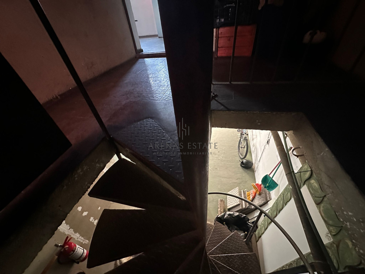 Local Comercial ID.2459 - venta de Local en el centro de Maldonado