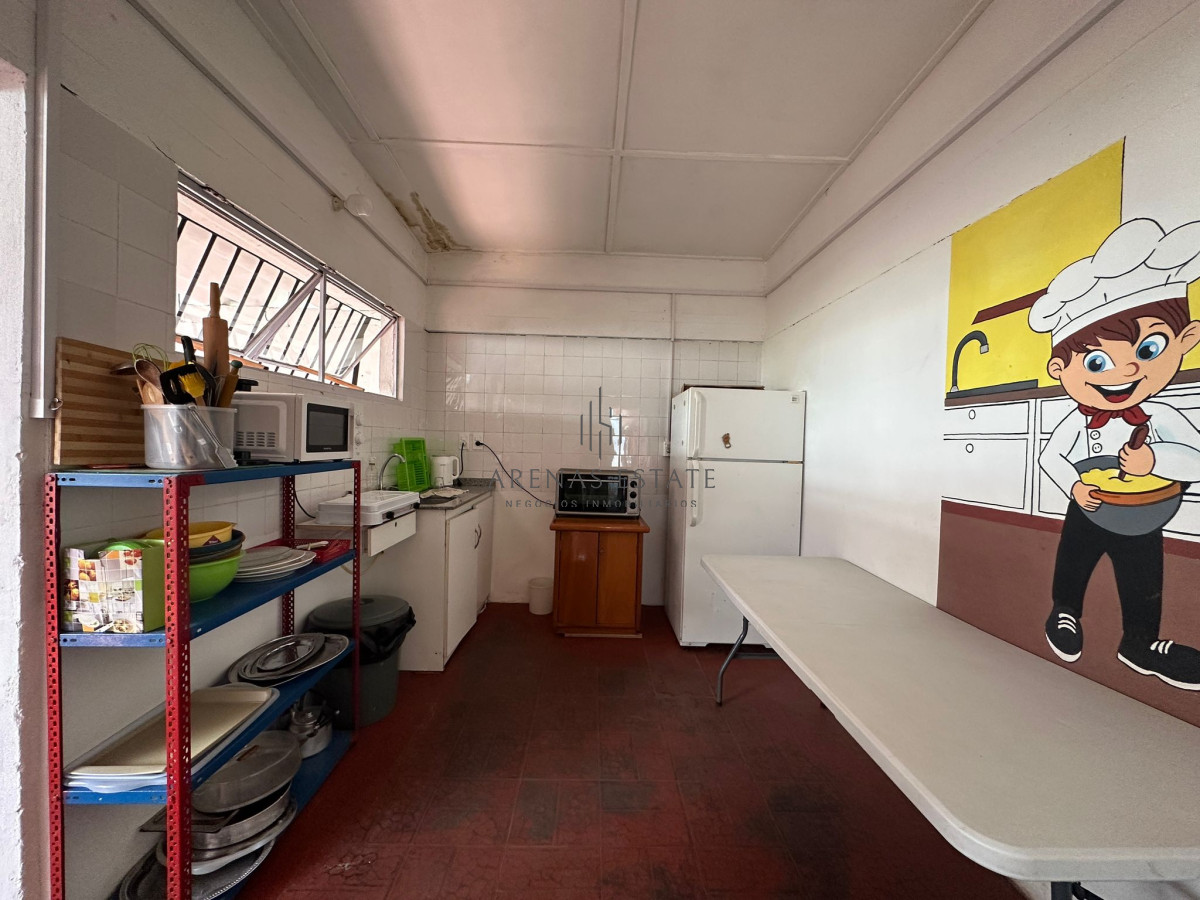 Local Comercial ID.2459 - venta de Local en el centro de Maldonado