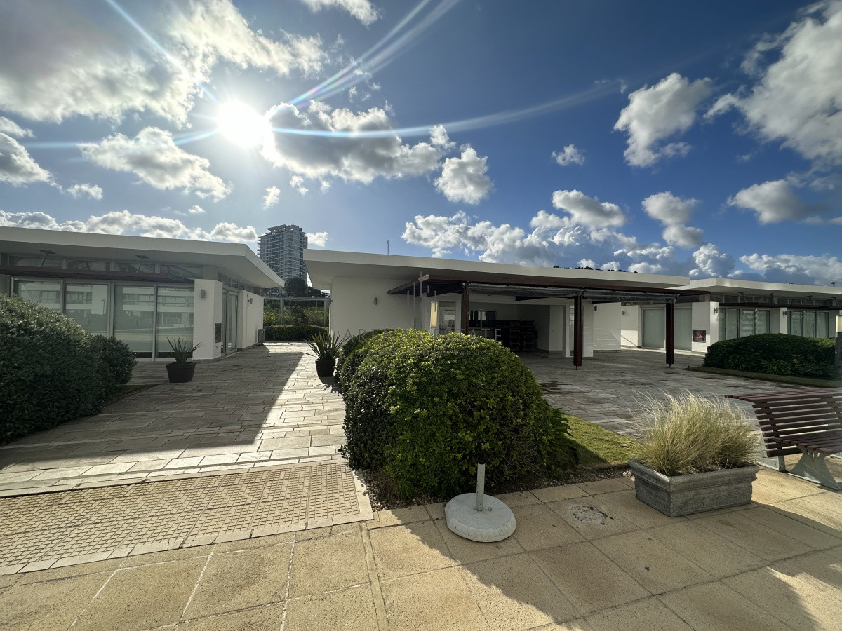 Apartamento ID.3472 - venta de apartamento frente a playa brava