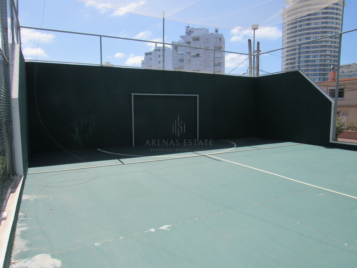 Apartamento ID.3403 - Apartamento de dos dormitorios en venta en Punta del Este