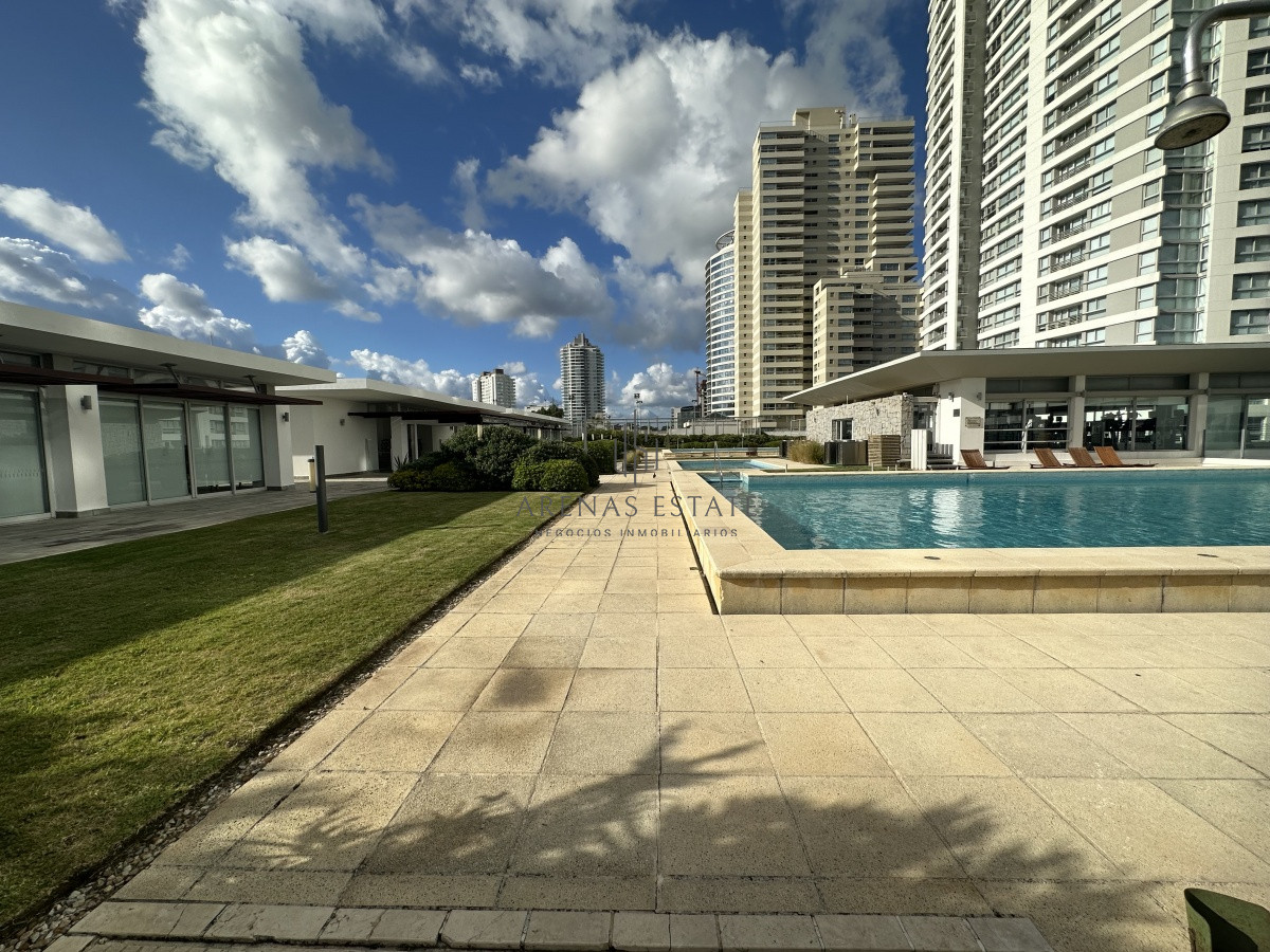 Apartamento ID.3472 - venta de apartamento frente a playa brava