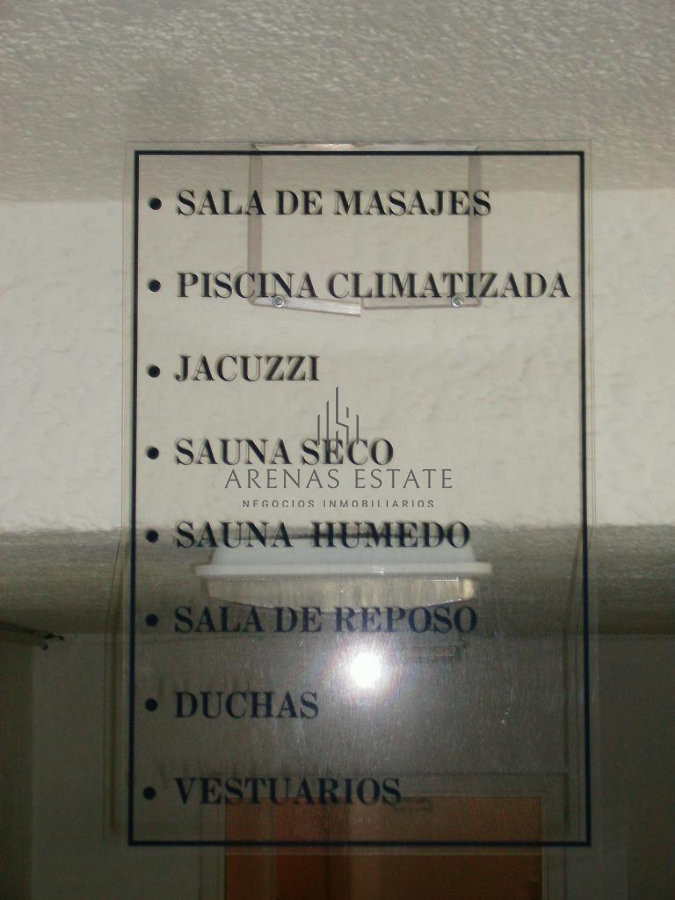 Apartamento ID.4265 - Alquiler y venta de apartamento de 2 dormitorios en Punta del Este.