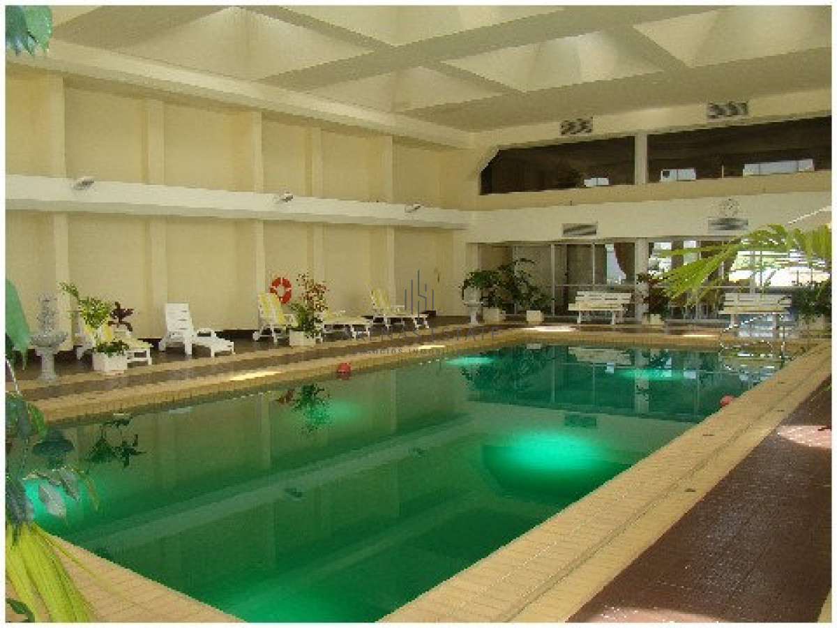 Apartamento ID.2338 - Apartamento en venta de 3 d y dep en Punta del Este