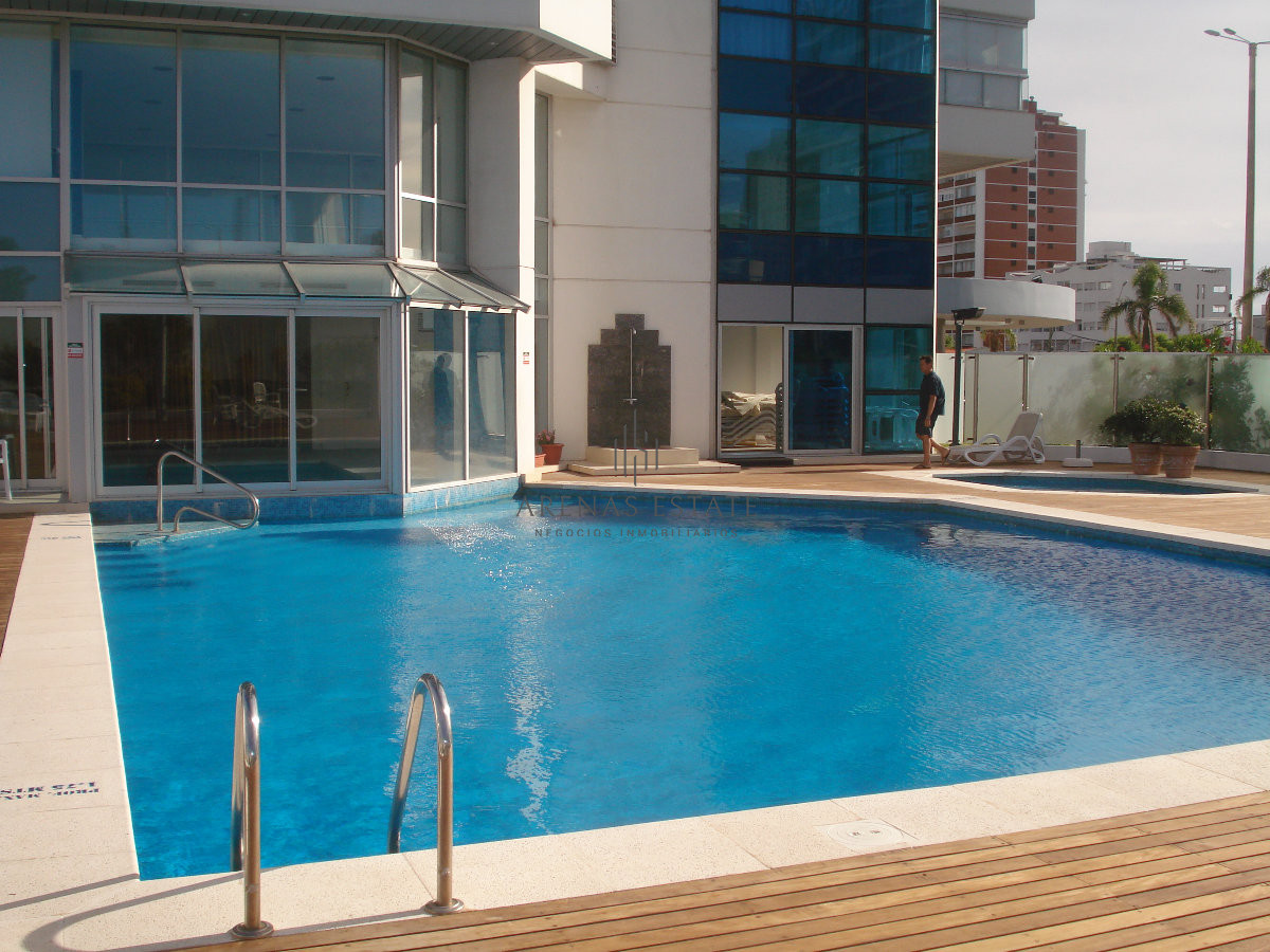 Apartamento ID.3403 - Apartamento de dos dormitorios en venta en Punta del Este