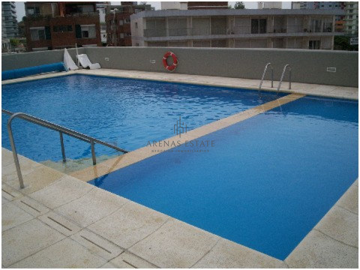 Apartamento ID.4380 - Apartamento de 3 dormitorios en venta en Punta del Este