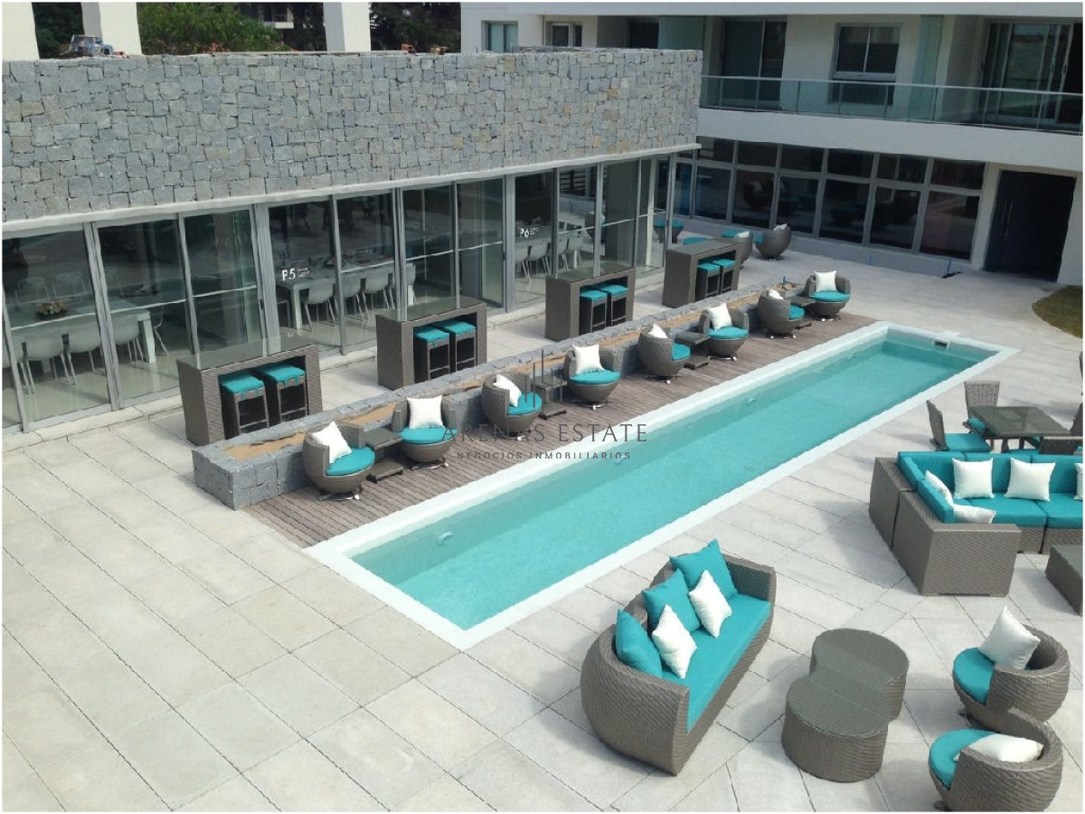 Apartamento ID.4249 - Alquiler y Venta de apartamento de dos dormitorios en Punta del Este