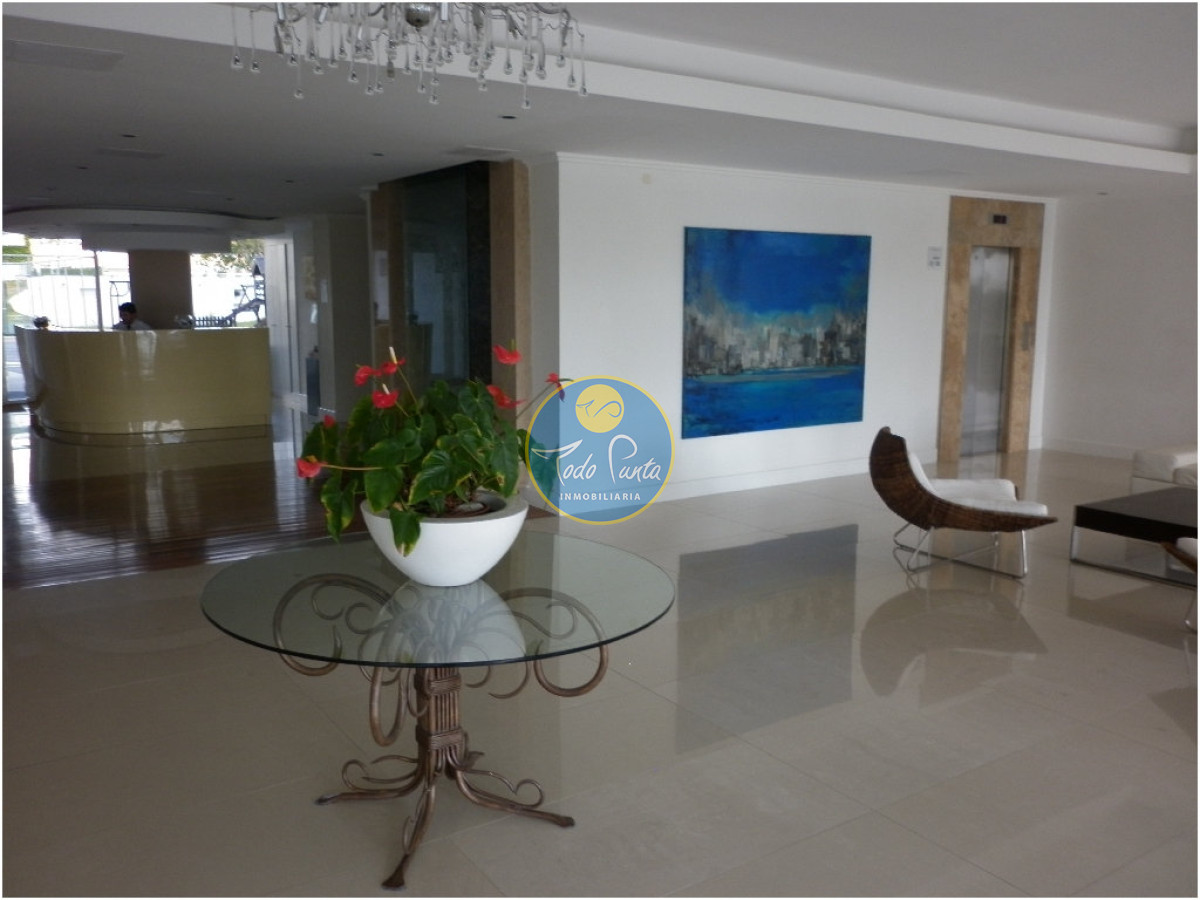 Miniatura de Apartamento de 2 dormitorios en Mansa, Punta del Este | Todo Punta