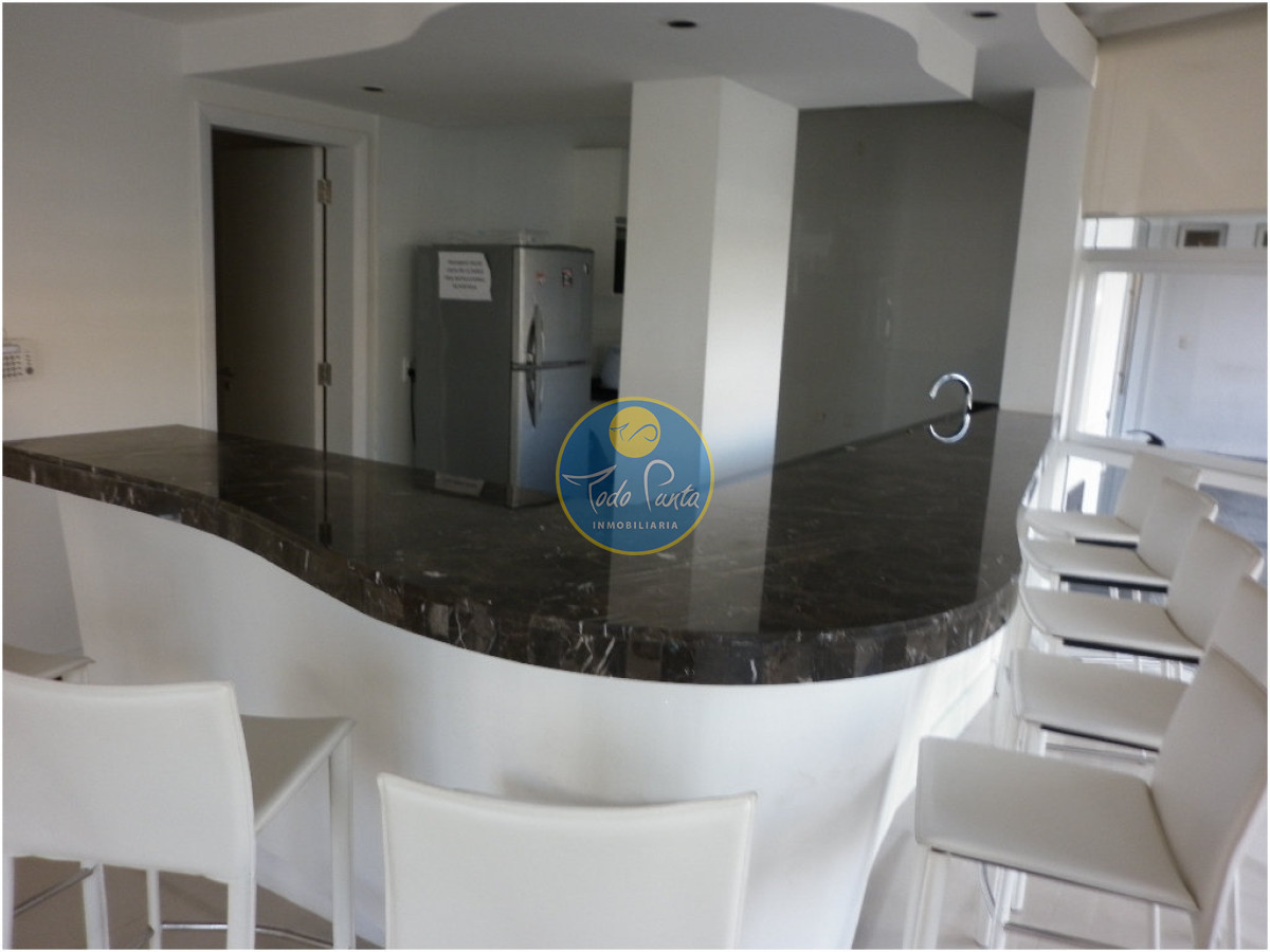 Miniatura de Apartamento de 2 dormitorios en Mansa, Punta del Este | Todo Punta