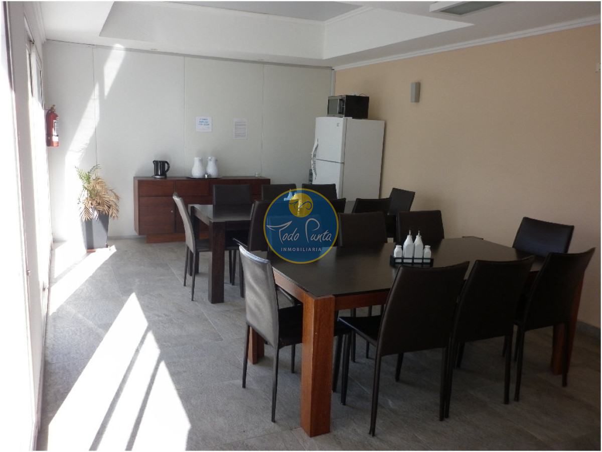 Miniatura de Apartamento de 2 dormitorios en Mansa, Punta del Este | Todo Punta