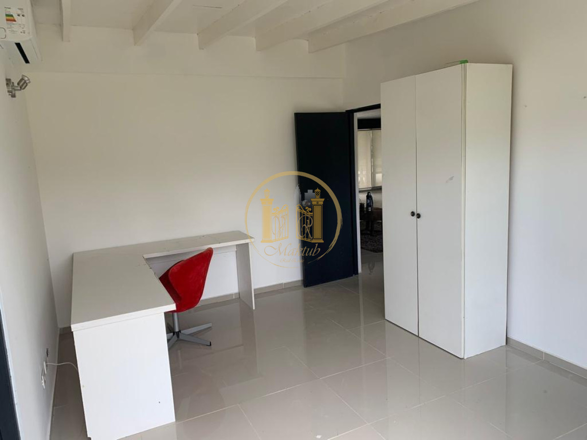 Casa ID.1004 - Casa en venta de 4 dormitorios en Punta del Este