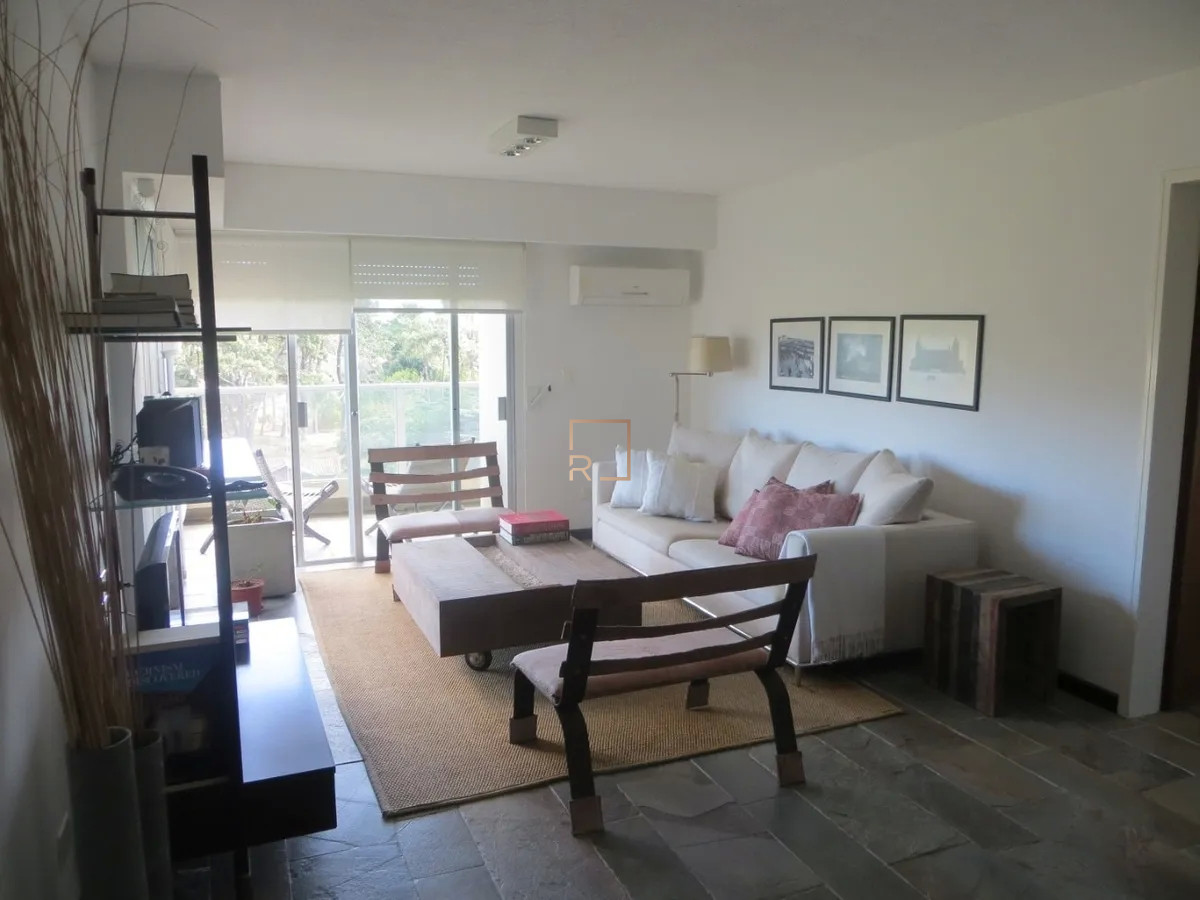 Apartamento ID.186 - Apartamento en venta de dos dormitorios en Punta del Este