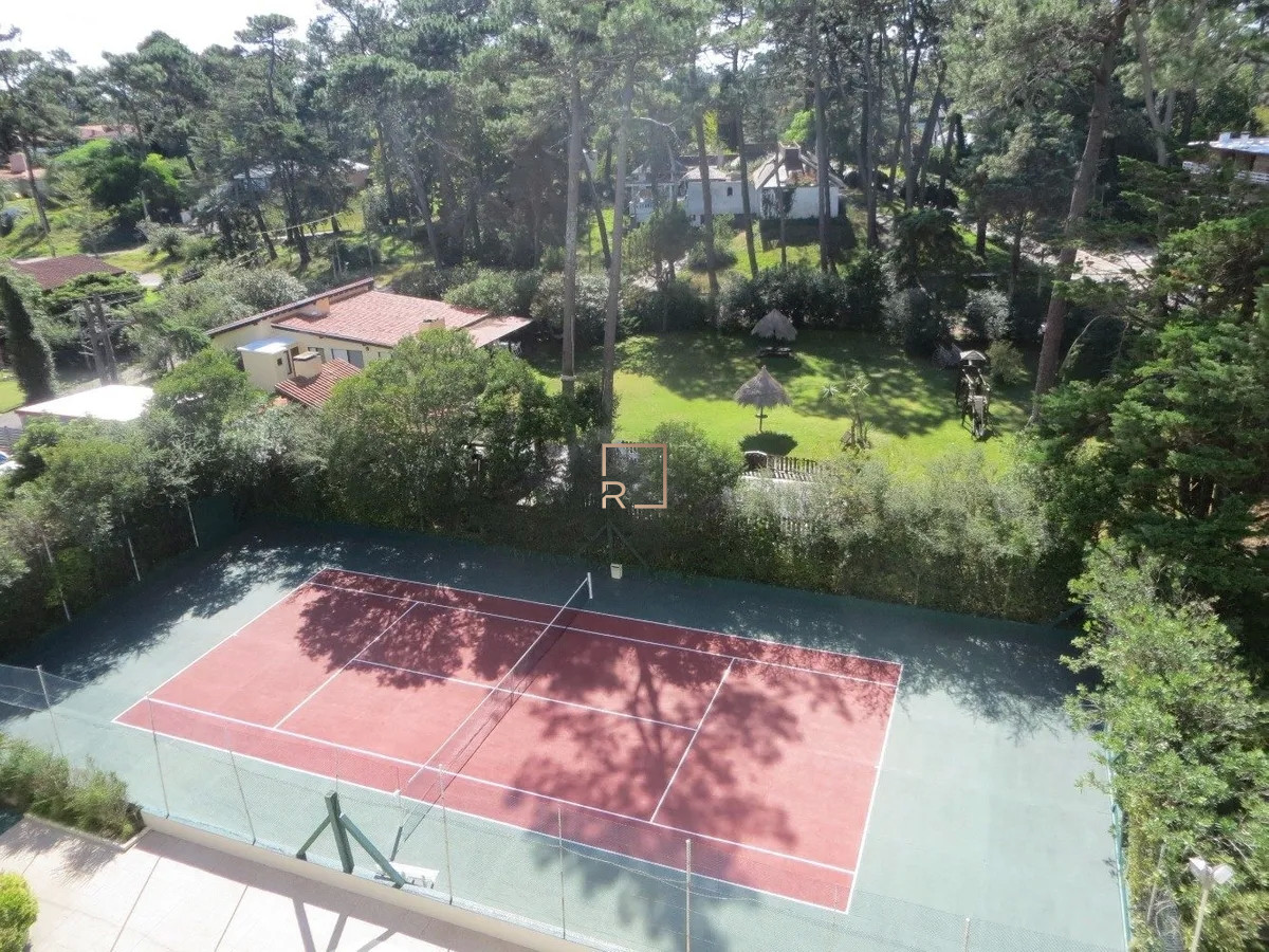 Apartamento ID.186 - Apartamento en venta de dos dormitorios en Punta del Este