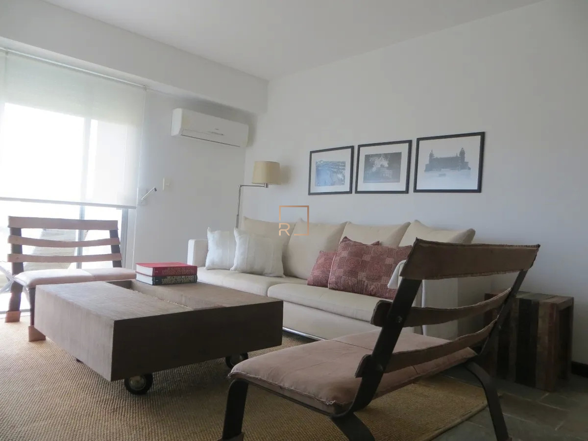 Apartamento ID.186 - Apartamento en venta de dos dormitorios en Punta del Este