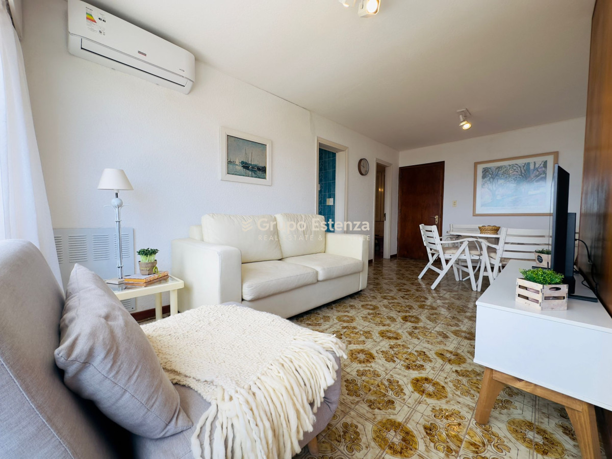 Apartamento ID.375 - Alquiler de Temporada, 1 dormitorio, en Punta del este.
