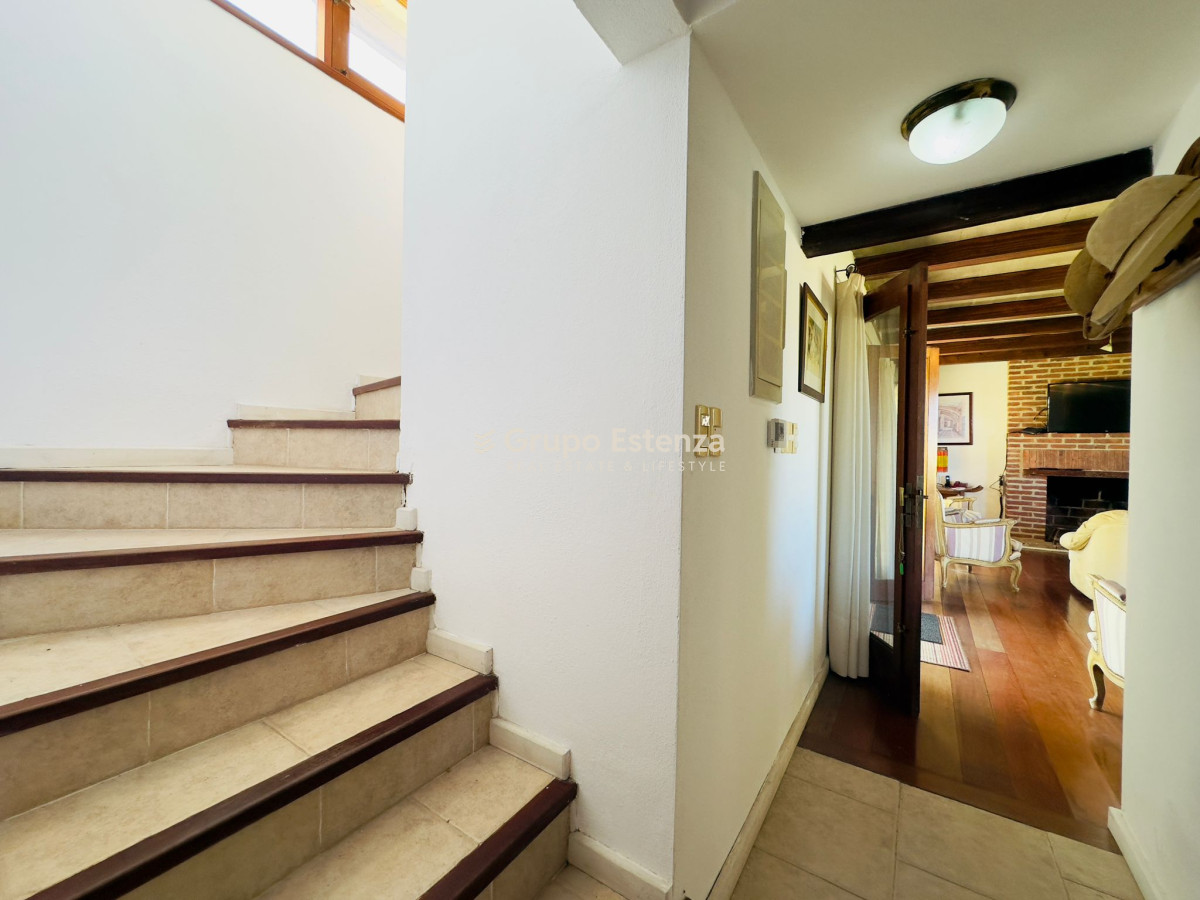 Casa ID.385 - Casa de 4 dormitorios en venta en Punta del Este