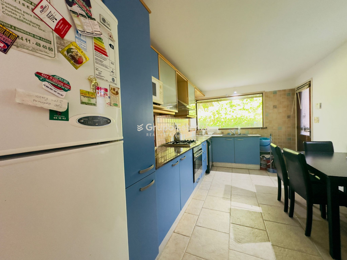 Casa ID.385 - Casa de 4 dormitorios en venta en Punta del Este