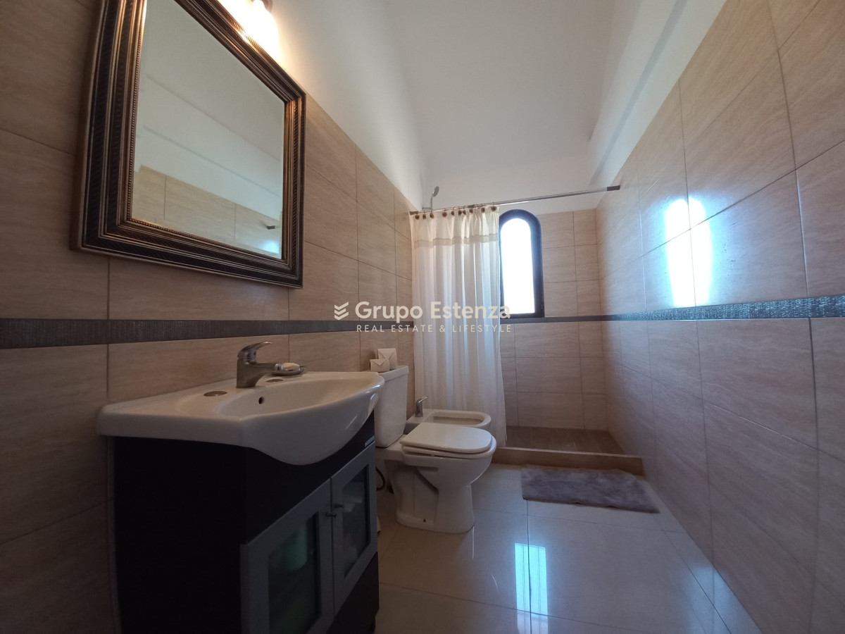 Casa ID.352 - Casa de 4 dormitorios en venta en Punta del Este