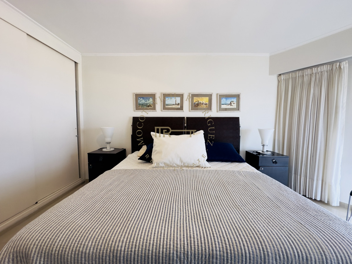 Apartamento ID.1740 - Venta de apartamento de 3 dormitorios en Punta del Este