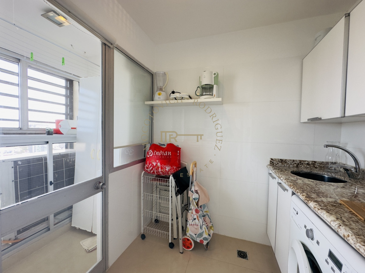 Apartamento ID.1740 - Venta de apartamento de 3 dormitorios en Punta del Este
