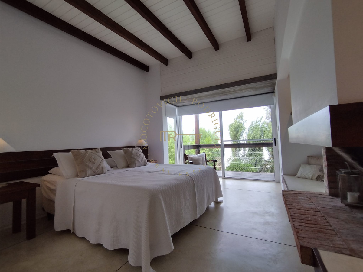 Casa ID.2560 - Casa en Venta, Manantiales, Maldonado.