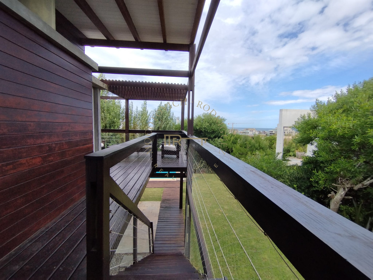 Casa ID.2560 - Casa en Venta, Manantiales, Maldonado.