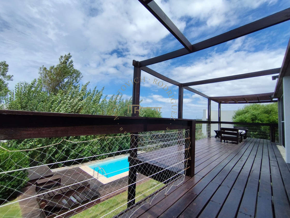 Casa ID.2560 - Casa en Venta, Manantiales, Maldonado.