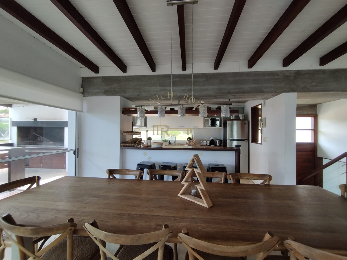 Casa ID.2560 - Casa en Venta, Manantiales, Maldonado.