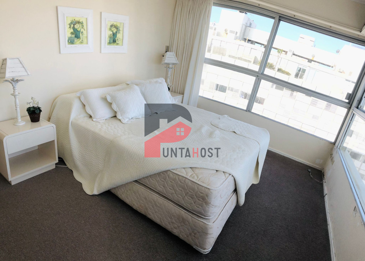 Apartamento ID.182 - Apartamento en venta de 3 dormitorios- Punta del Este