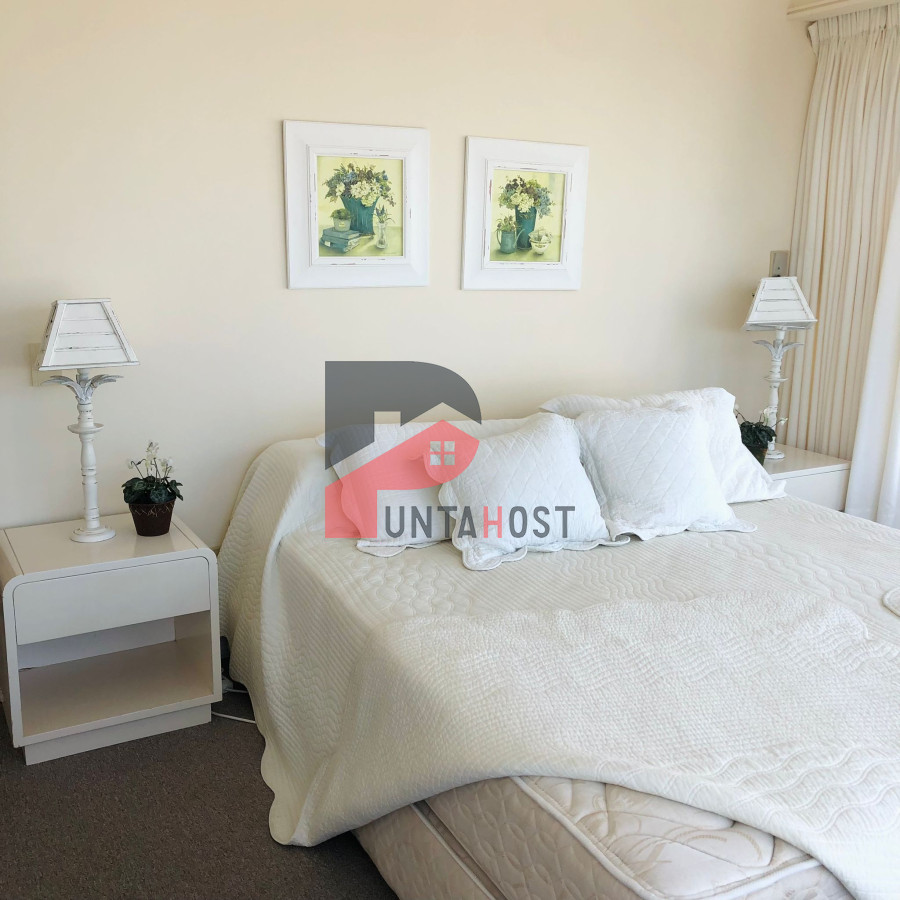 Apartamento ID.182 - Apartamento en venta de 3 dormitorios- Punta del Este