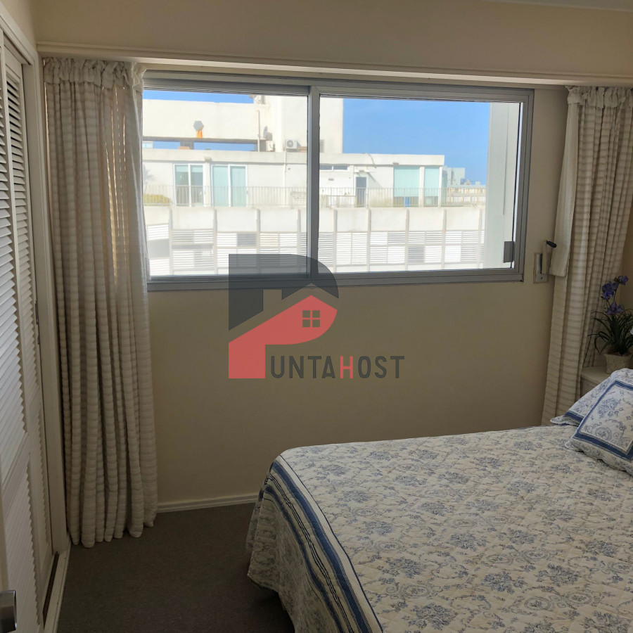 Apartamento ID.182 - Apartamento en venta de 3 dormitorios- Punta del Este