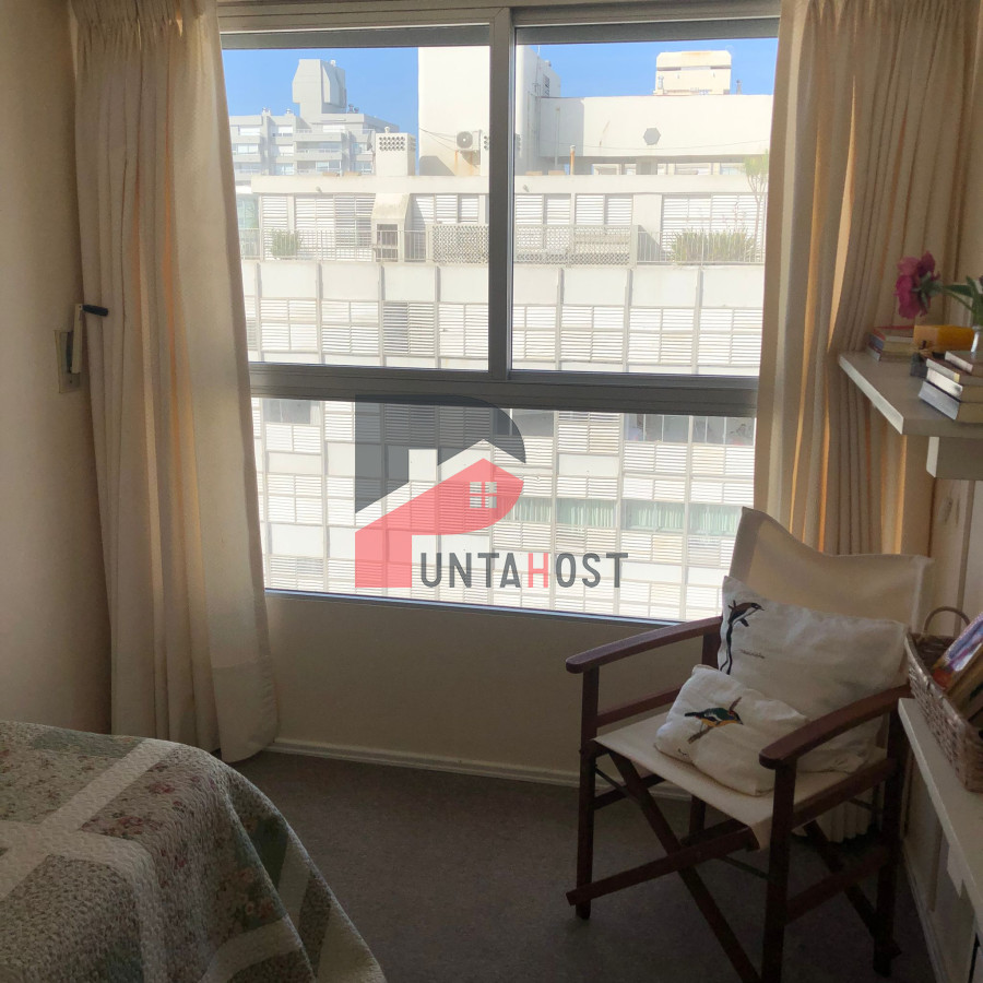 Apartamento ID.182 - Apartamento en venta de 3 dormitorios- Punta del Este