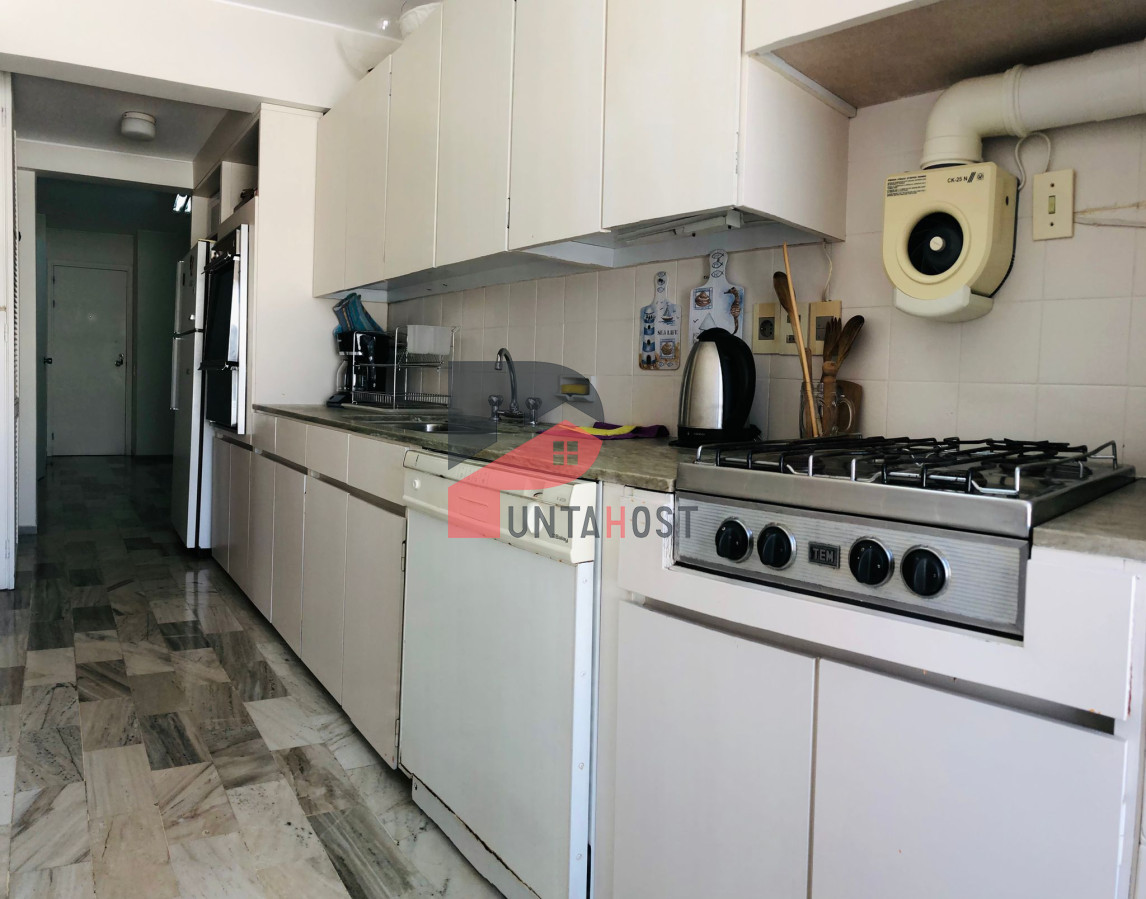 Apartamento ID.182 - Apartamento en venta de 3 dormitorios- Punta del Este