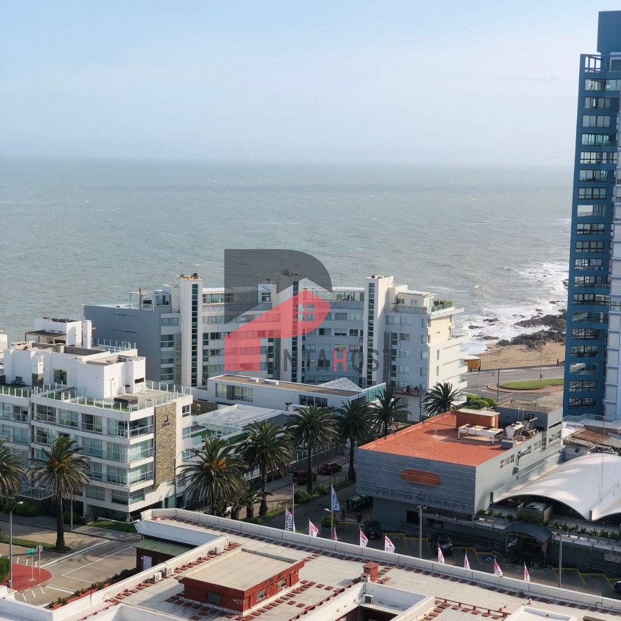 Apartamento ID.182 - Apartamento en venta de 3 dormitorios- Punta del Este