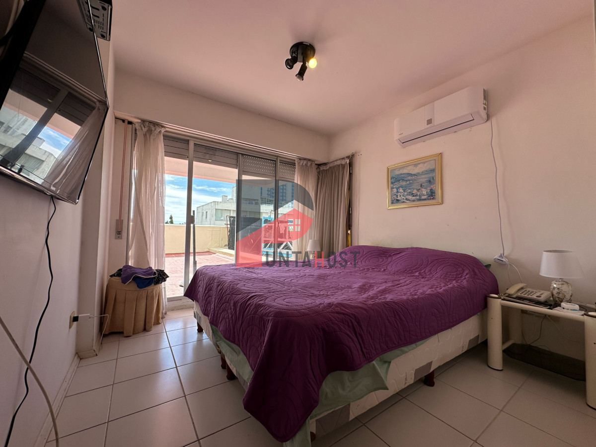 Apartamento ID.177 - Apartamento en venta  y alquiler de 3 dormitorios en Punta del Este