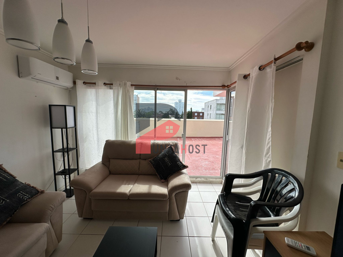Apartamento ID.177 - Apartamento en venta  y alquiler de 3 dormitorios en Punta del Este