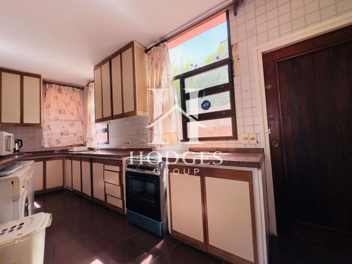 Casa ID.76 - Casa en Venta y alquiler,  50 metros de la playa.