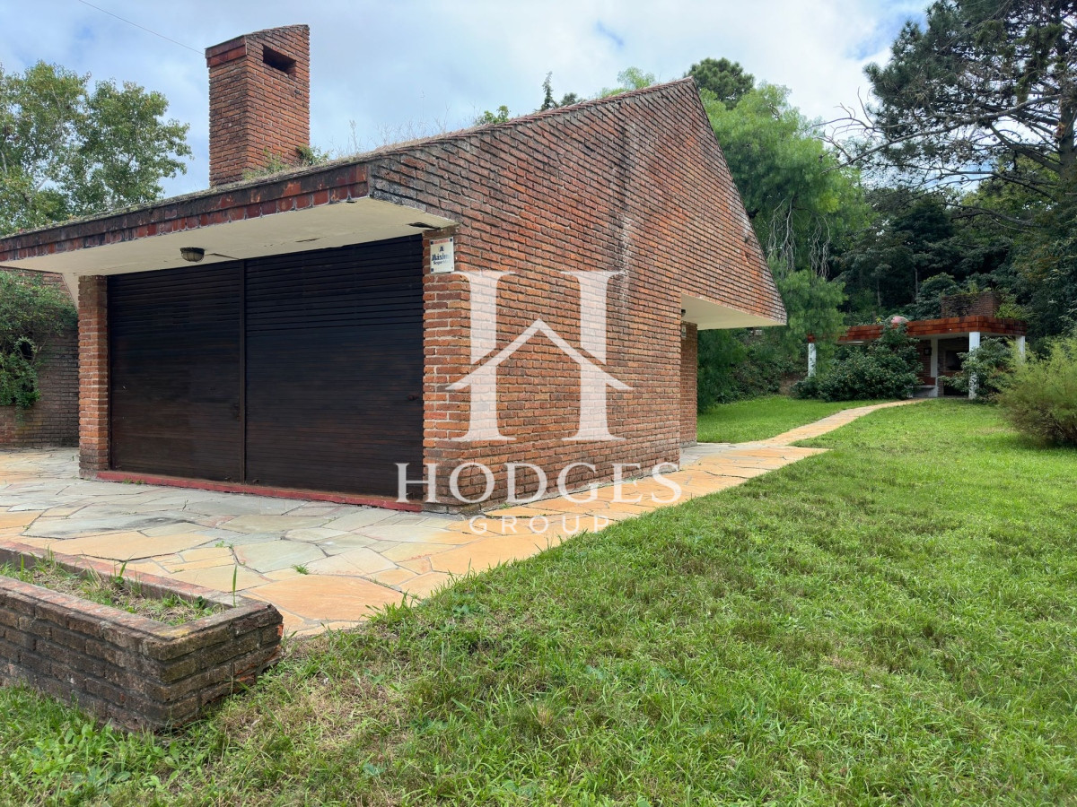Casa ID.71 - Venta de casa de 3 dormitorios en Punta del Este 
