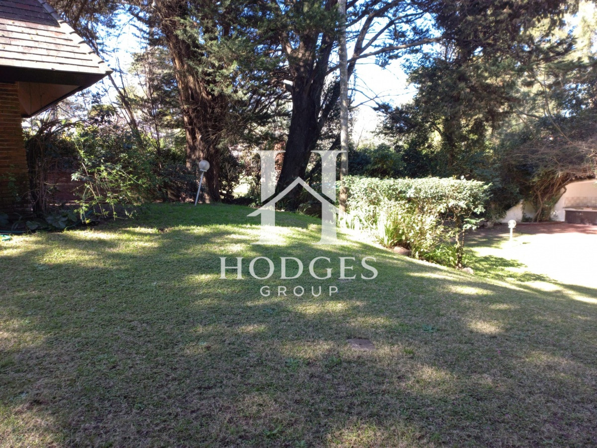 Casa ID.75 - Casa en venta de 4 dormitorios en Punta del Este
