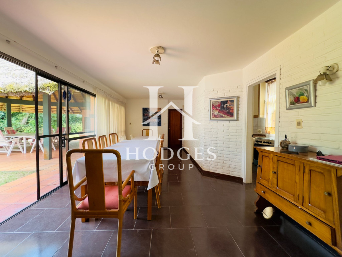 Casa ID.76 - Casa en Venta y alquiler,  50 metros de la playa.