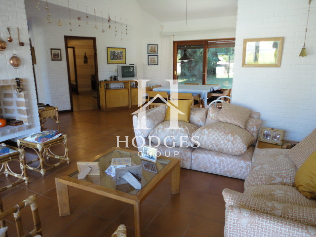Casa ID.71 - Venta de casa de 3 dormitorios en Punta del Este 