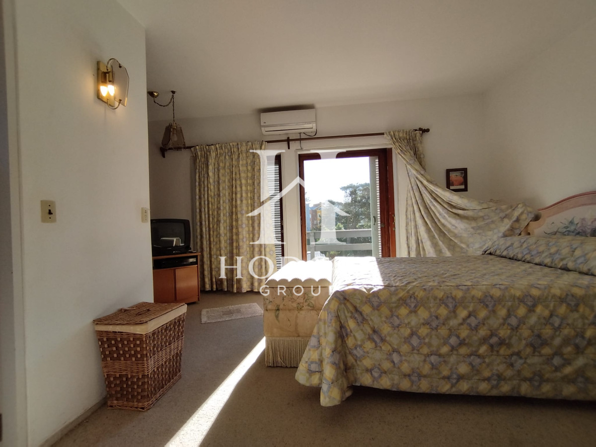 Casa ID.78 - Venta y alquiler de casa en playa mansa Punta del Esate de 4 dormitorios 