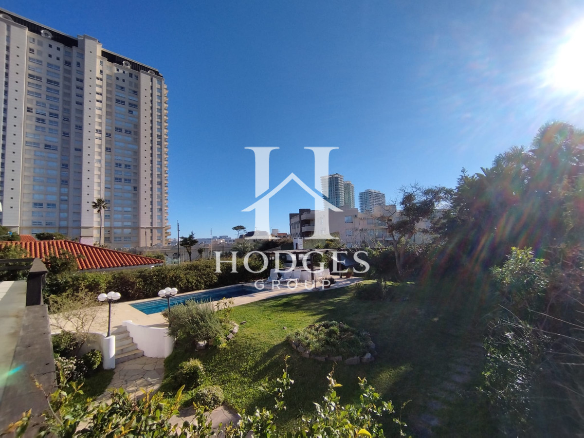 Casa ID.78 - Venta y alquiler de casa en playa mansa Punta del Esate de 4 dormitorios 