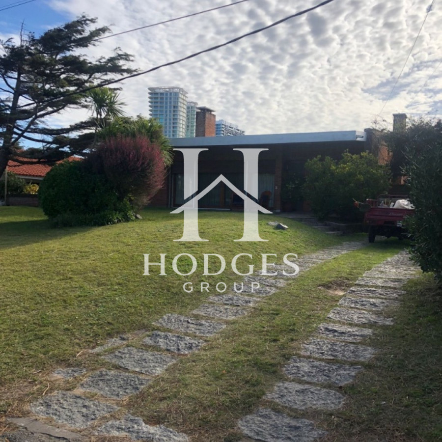 Casa ID.78 - Venta y alquiler de casa en playa mansa Punta del Esate de 4 dormitorios 