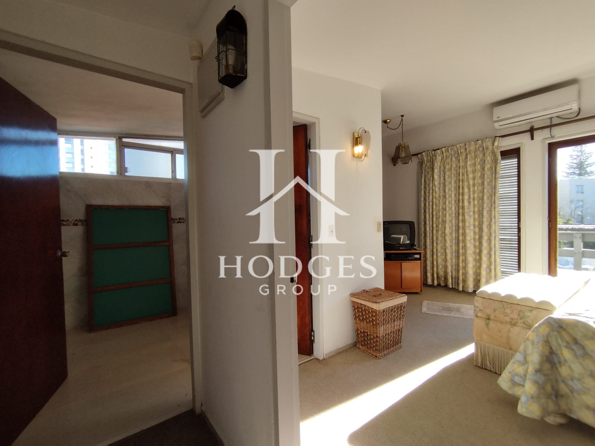Casa ID.78 - Venta y alquiler de casa en playa mansa Punta del Esate de 4 dormitorios 