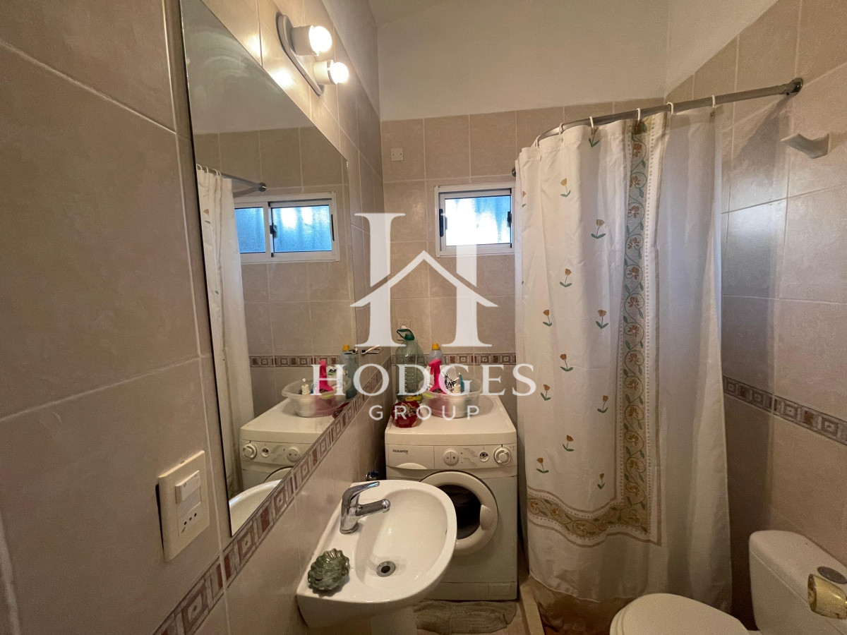 Casa ID.77 -  Casa en alquiler y venta, 4 dormitorios  en Punta del Este, playa mansa