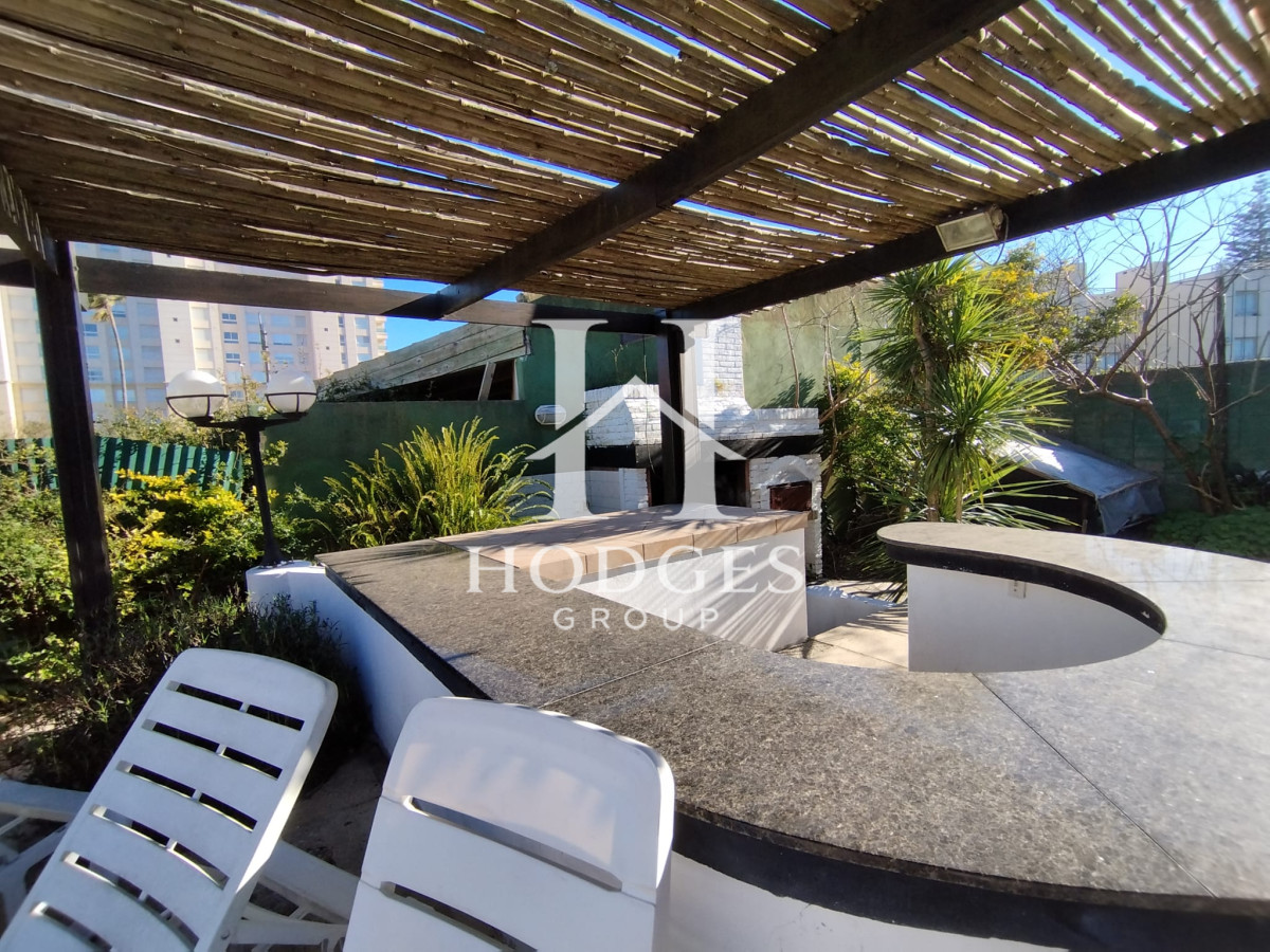 Casa ID.78 - Venta y alquiler de casa en playa mansa Punta del Esate de 4 dormitorios 