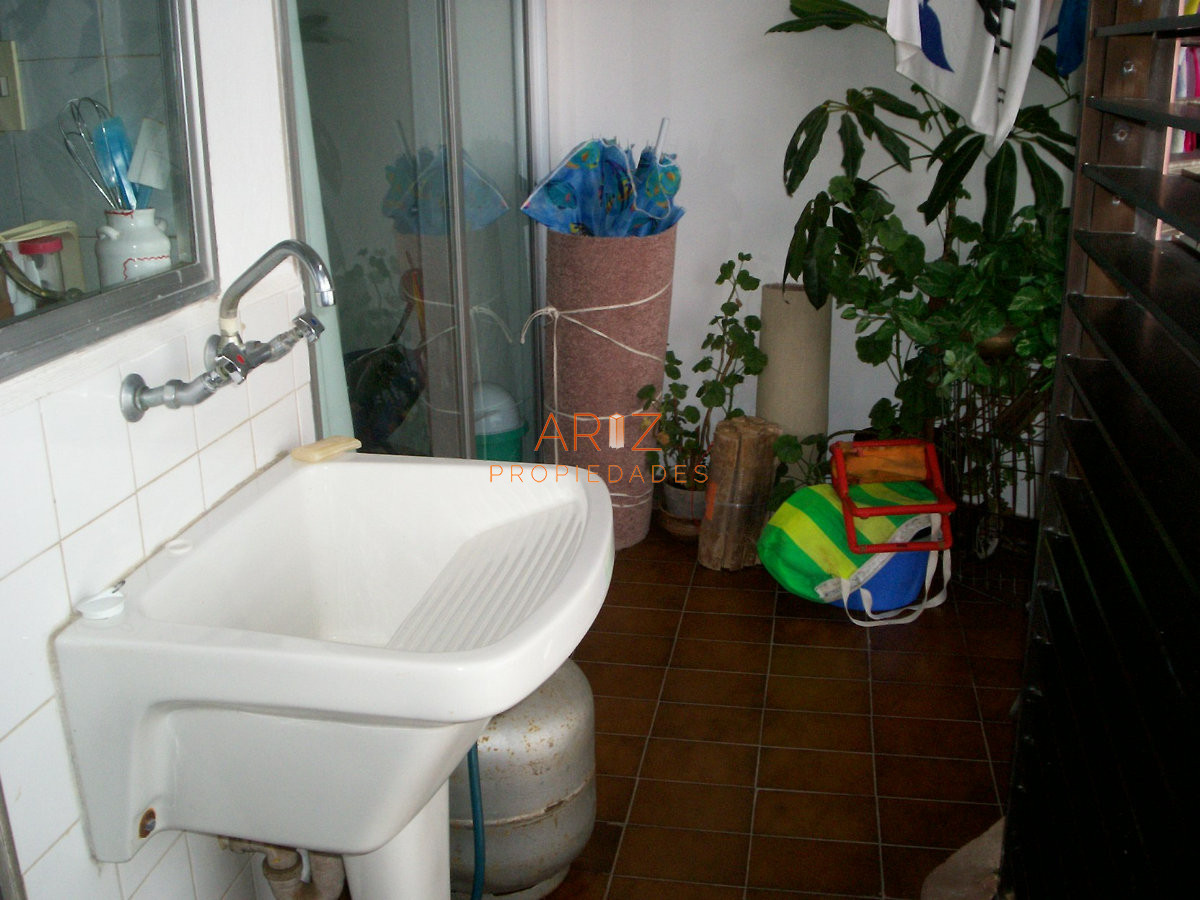Apartamento ID.2262 - Apartamento en venta y en alquiler de dos dormitorios en Punta del Este