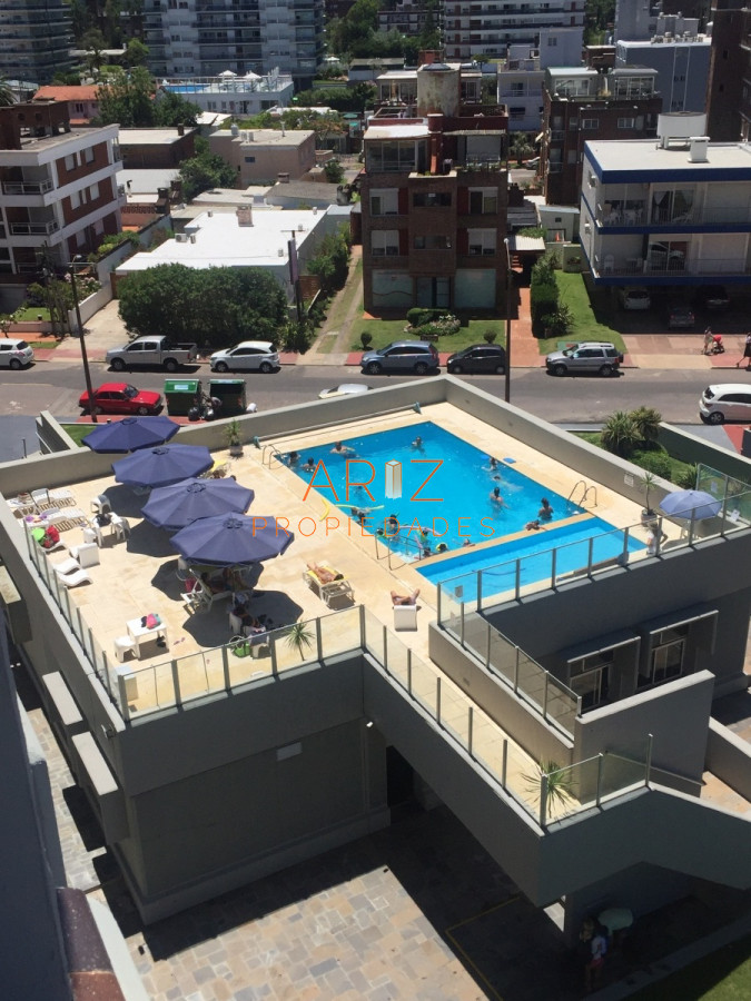 Apartamento ID.2482 - Venta y alquiler de apartamento zona Playa brava 3 DORMITORIOS TODOS LOS SERVICIOS