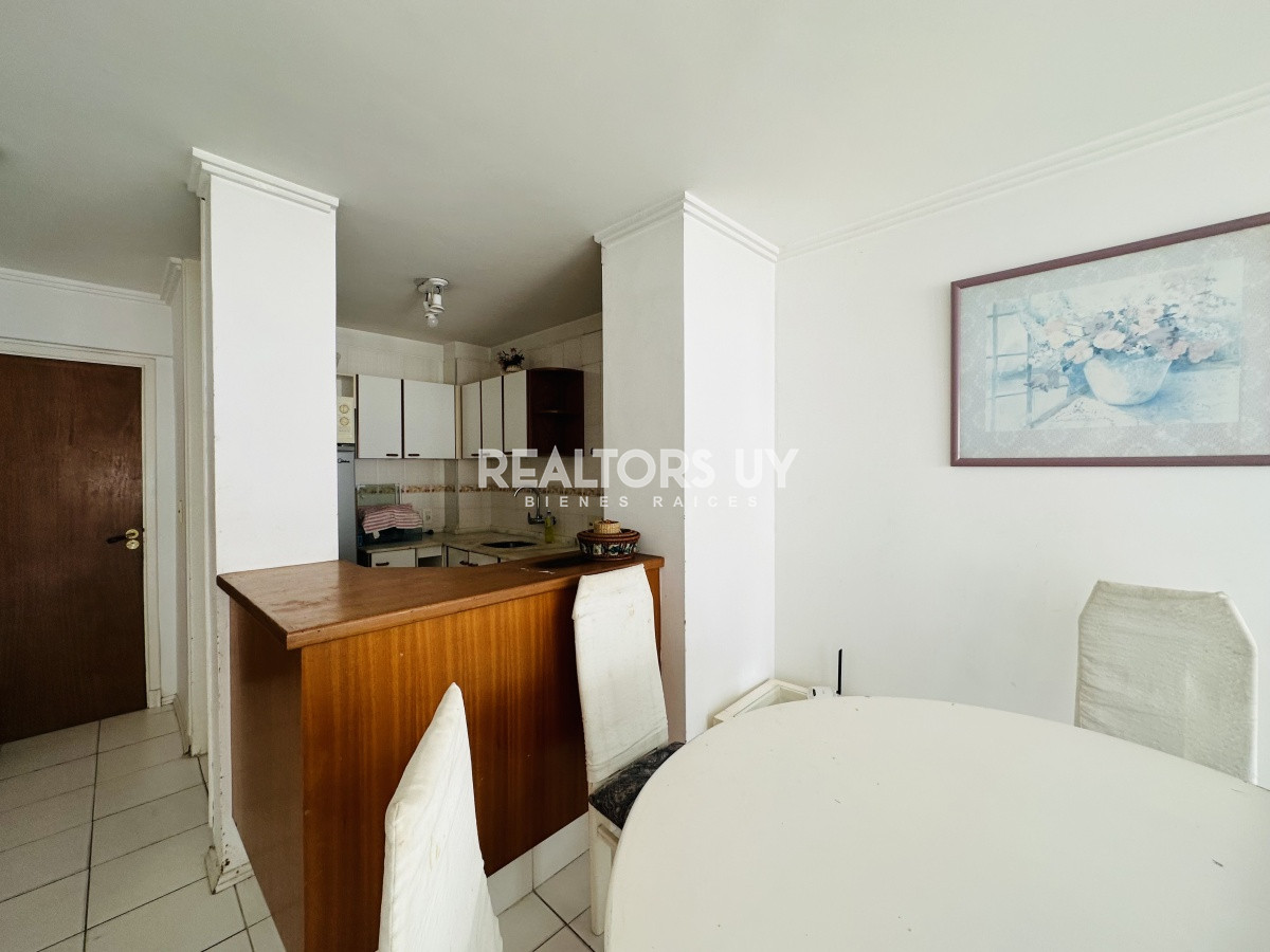 Apartamento ID.483 - Alquiler y venta de apartamento de 1 dormitorio y medio en Punta del Este