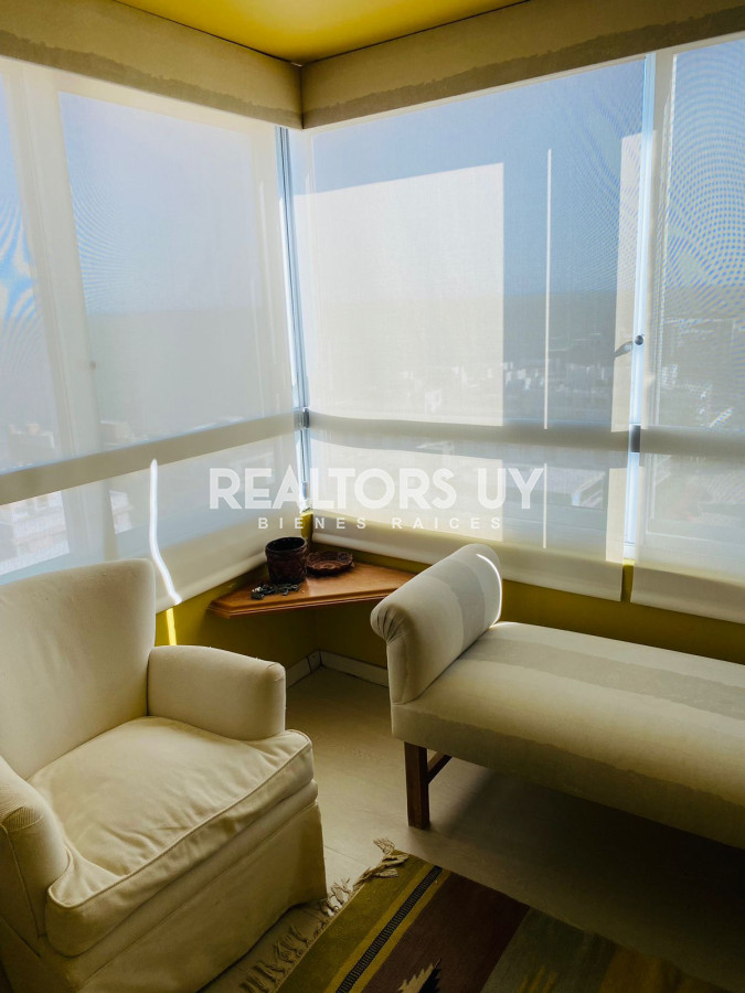 Apartamento ID.124 - Apartamento en venta de 3 d y dep en Punta del Este